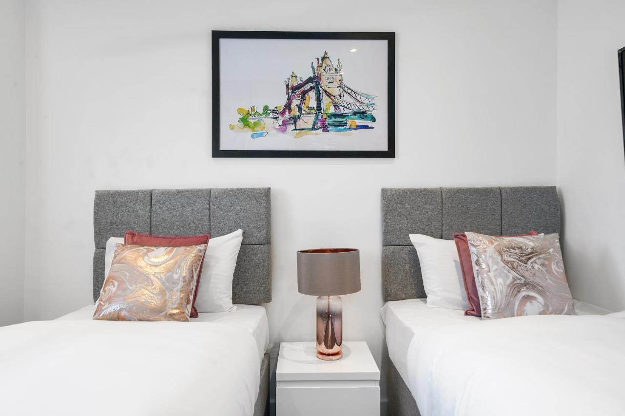 City Prime Apartments ロンドン エクステリア 写真 A bedroom at the hotel
