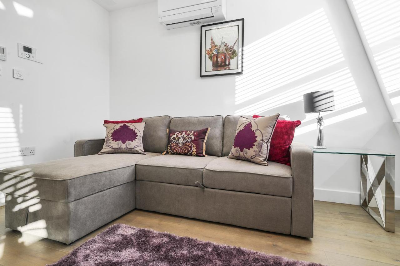 City Prime Apartments ロンドン エクステリア 写真 A sofa bed